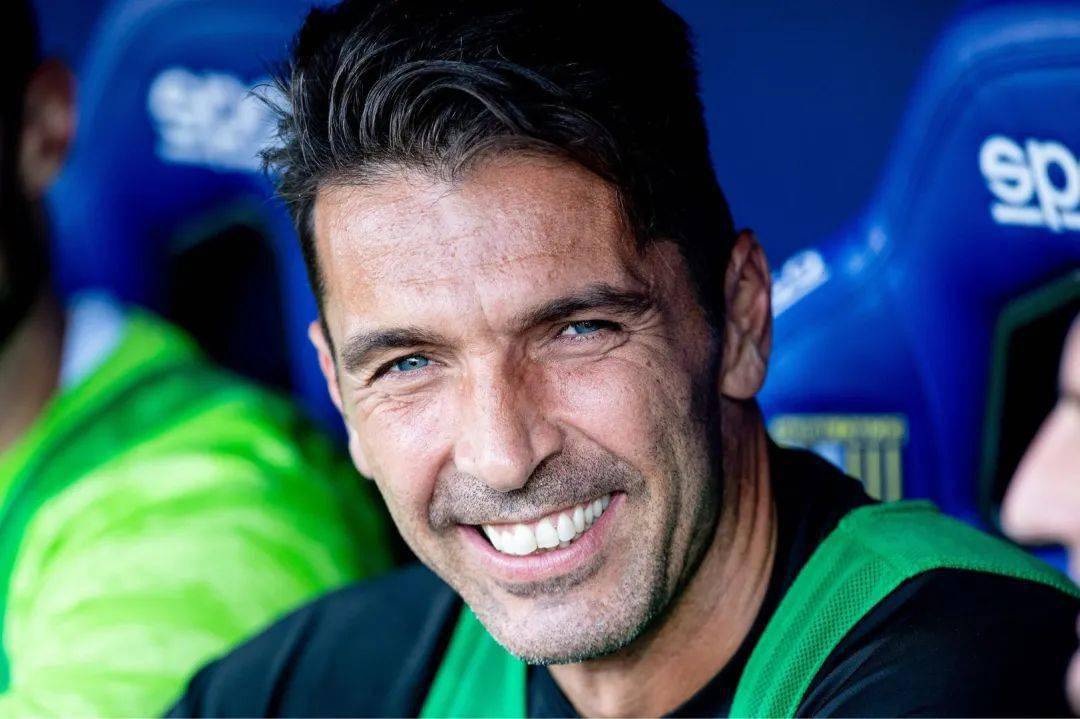 关于冲刺阶段意大利杯传出新动向；山东泰山再遭质疑；管理层表态——底气十足；训练强度明显提升的信息-MK体育中国官网